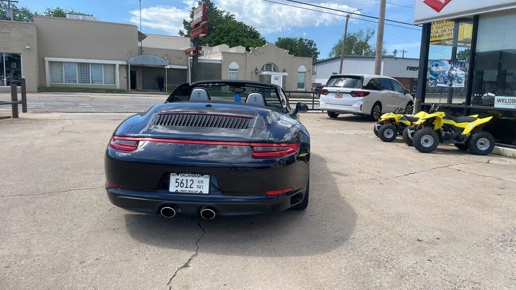 2017 Porsche 991 Carrera 4 - Image 11 of 29
