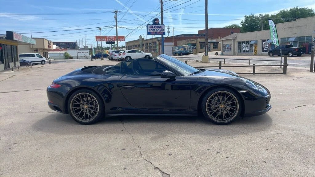 2017 Porsche 991 Carrera 4 - Image 7 of 29