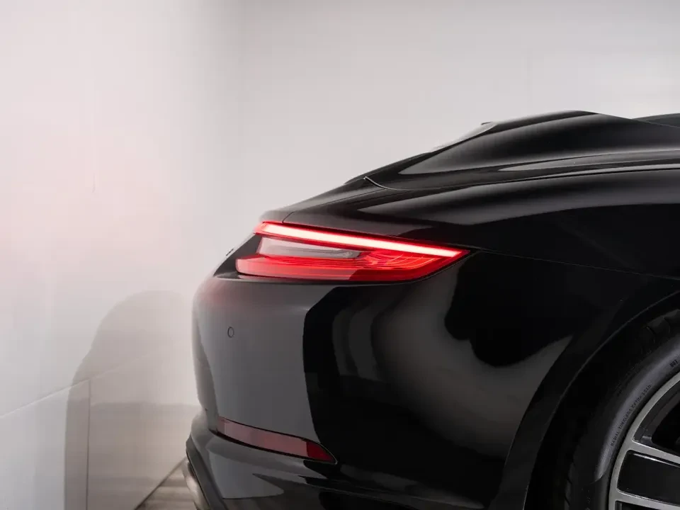 2017 Porsche 991 Carrera 4 - Image 14 of 20