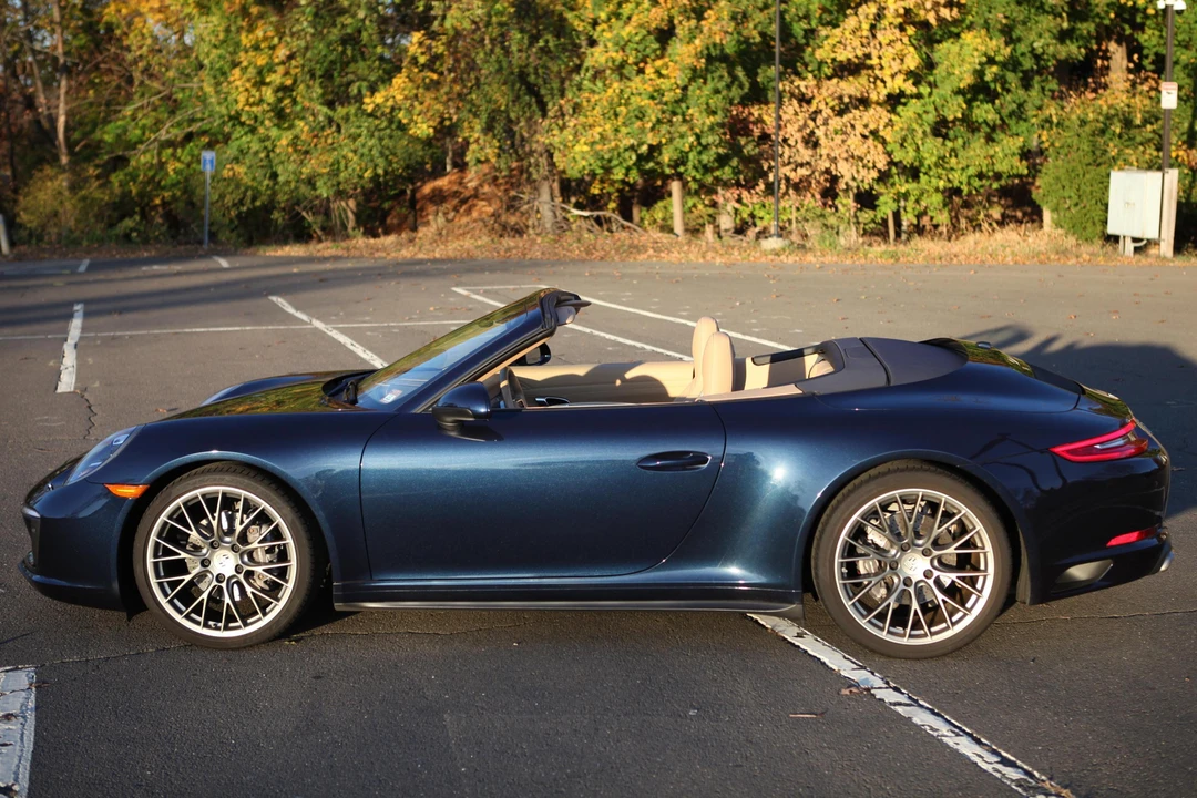 2017 Porsche 991 Carrera 4 - Image 3 of 5
