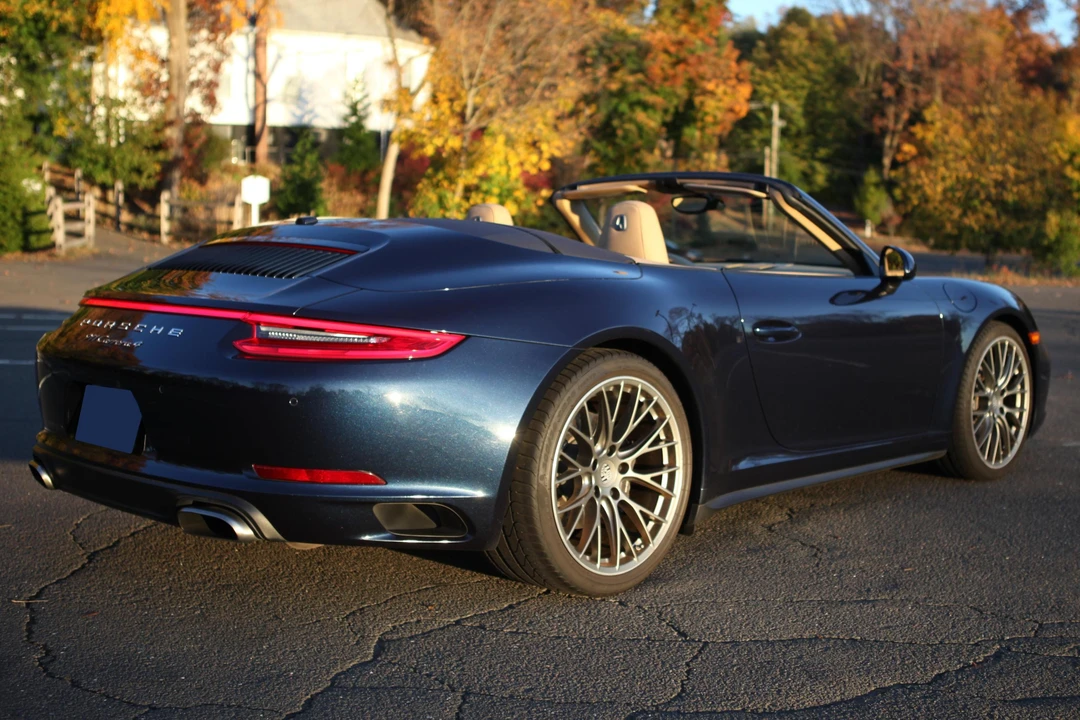 2017 Porsche 991 Carrera 4 - Image 4 of 5