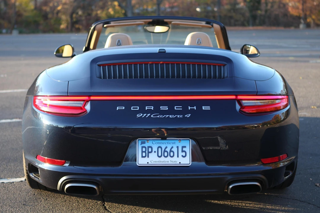 2017 Porsche 991 Carrera 4 - Image 5 of 5