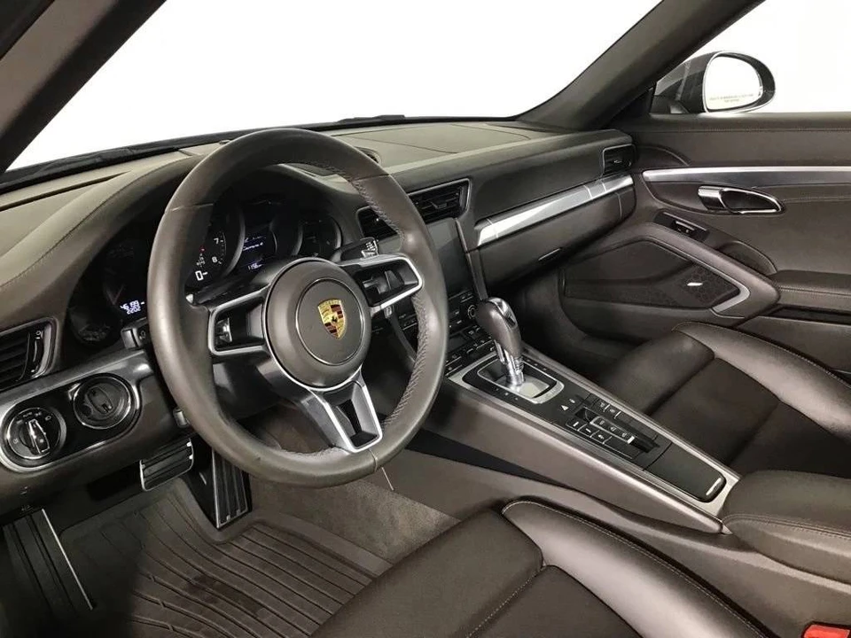 2017 Porsche 991 Carrera 4 - Image 4 of 5