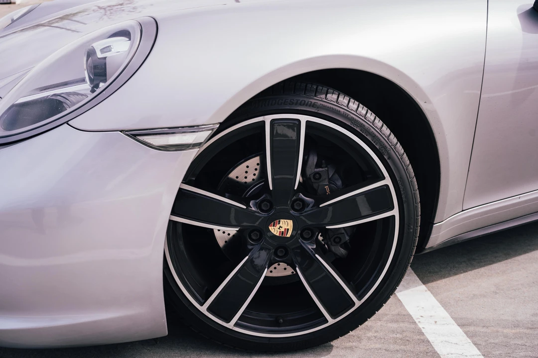 2017 Porsche 991 Carrera 4 - Image 26 of 31
