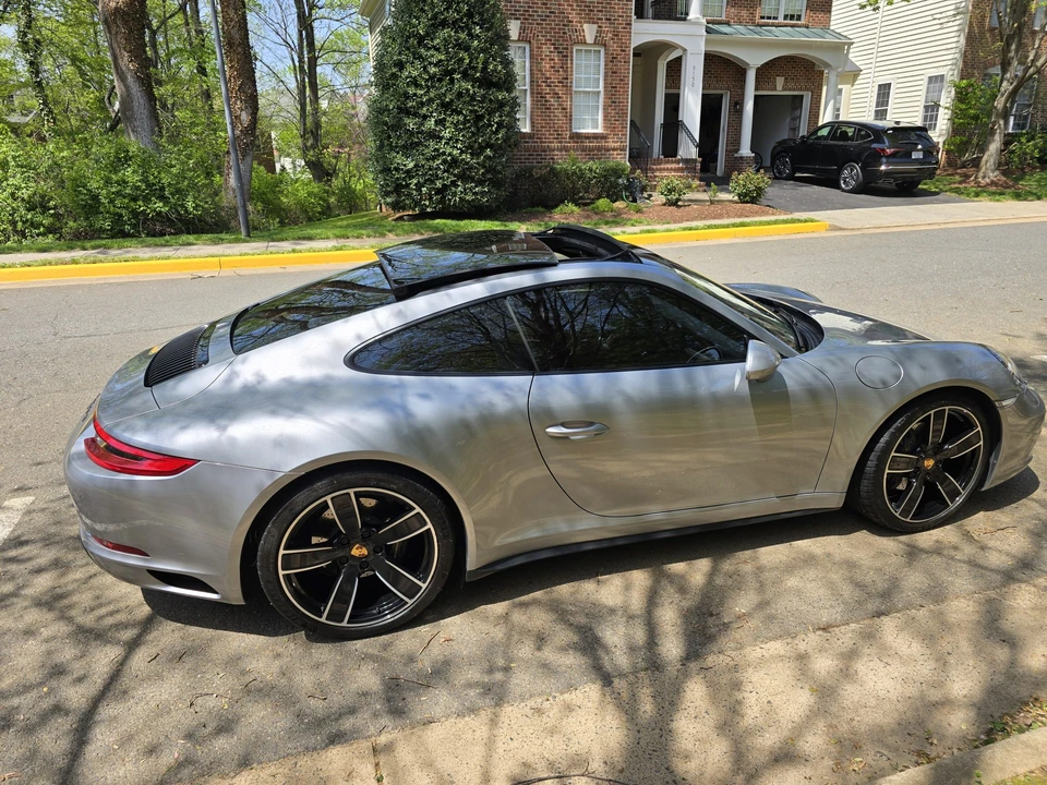 2017 Porsche 991 Carrera 4 - Image 8 of 31