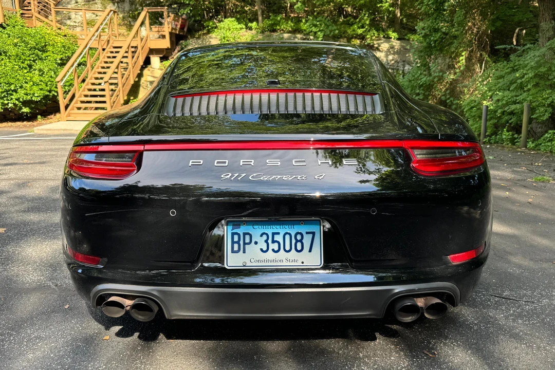 2017 Porsche 991 Carrera 4 - Image 5 of 31