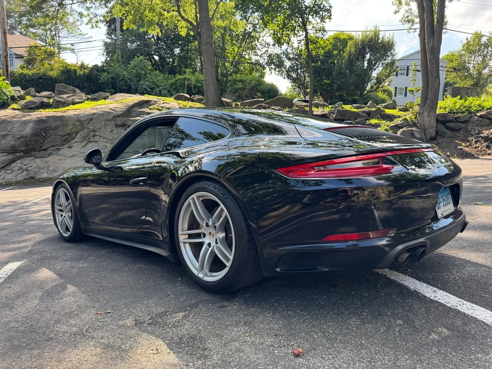 2017 Porsche 991 Carrera 4 - Image 12 of 31