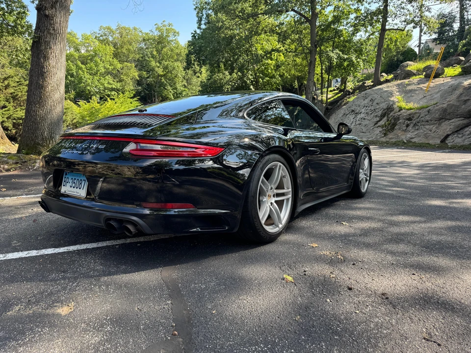 2017 Porsche 991 Carrera 4 - Image 18 of 31