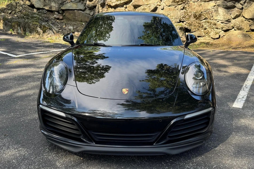2017 Porsche 991 Carrera 4 - Image 2 of 31