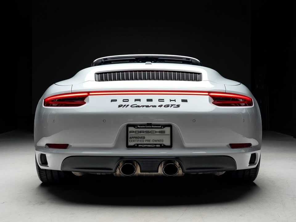 2017 Porsche 911 - Image 6 of 20