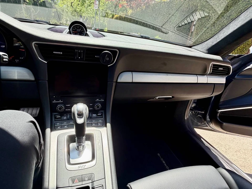 2017 Porsche 991 Carrera 4S - Image 11 of 19
