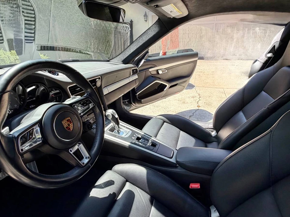 2017 Porsche 991 Carrera 4S - Image 10 of 19
