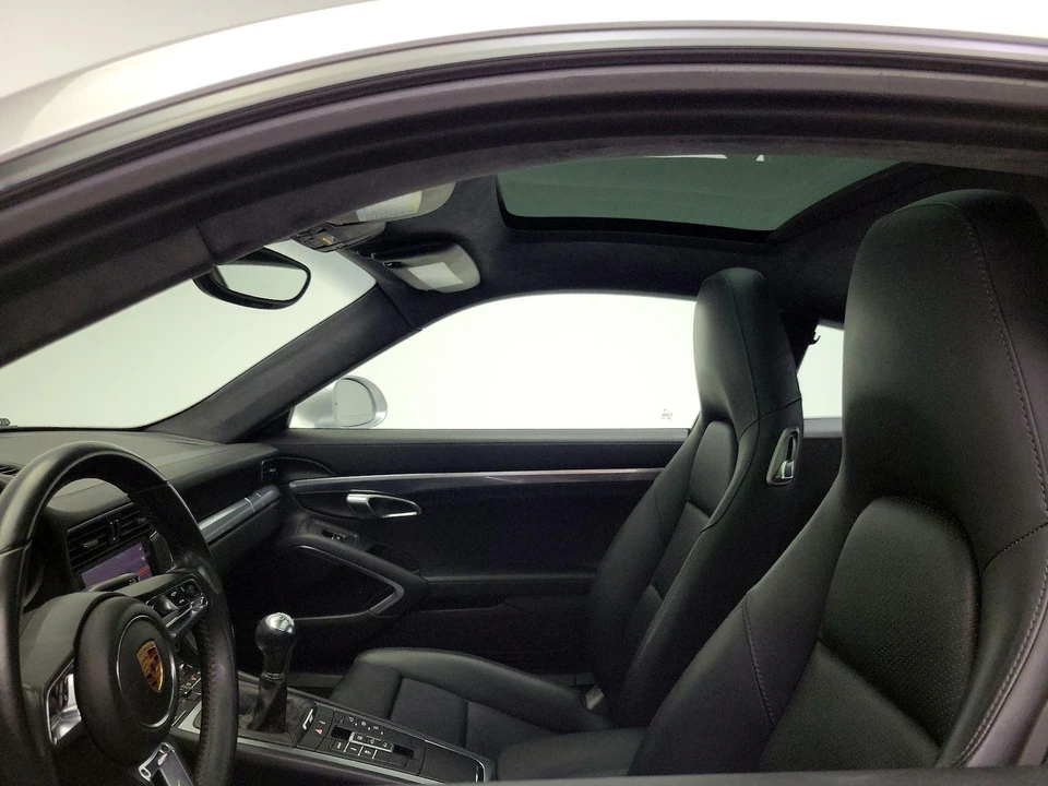 2017 Porsche 991 Carrera 4 - Image 21 of 27