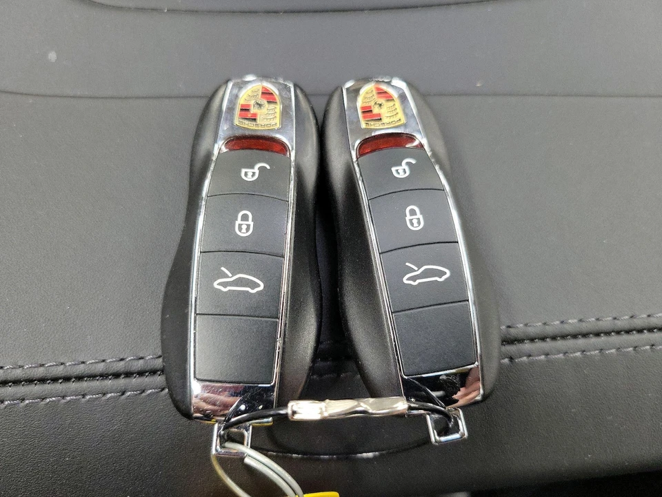 2017 Porsche 991 Carrera 4 - Image 25 of 27