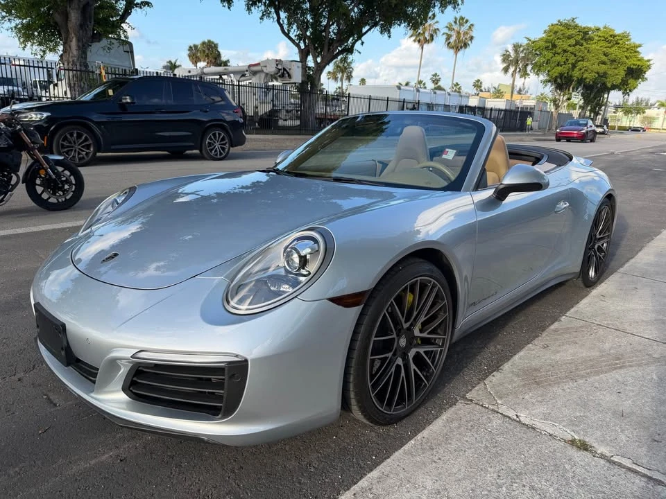 2017 Porsche 991 Carrera 4S - Image 2 of 10