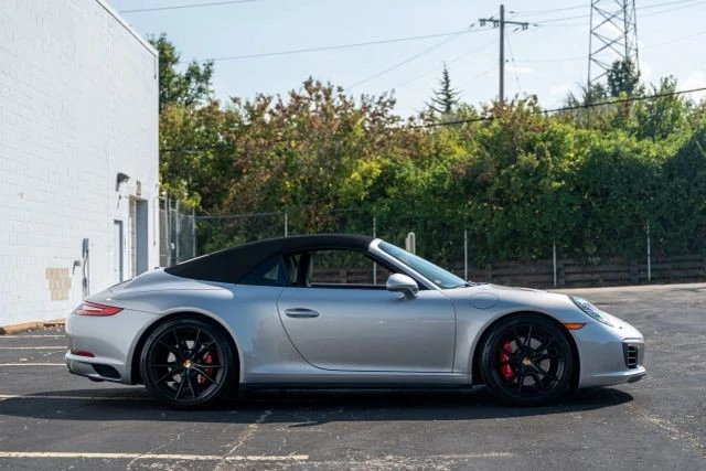 2017 Porsche 991 Carrera 4S - Image 9 of 21