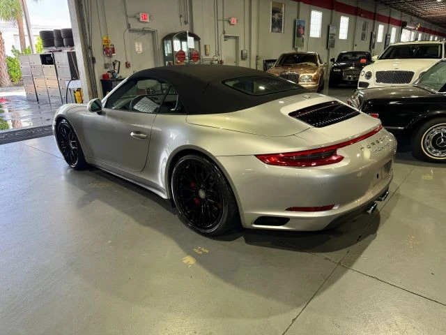 2017 Porsche 991 Carrera 4S - Image 11 of 17