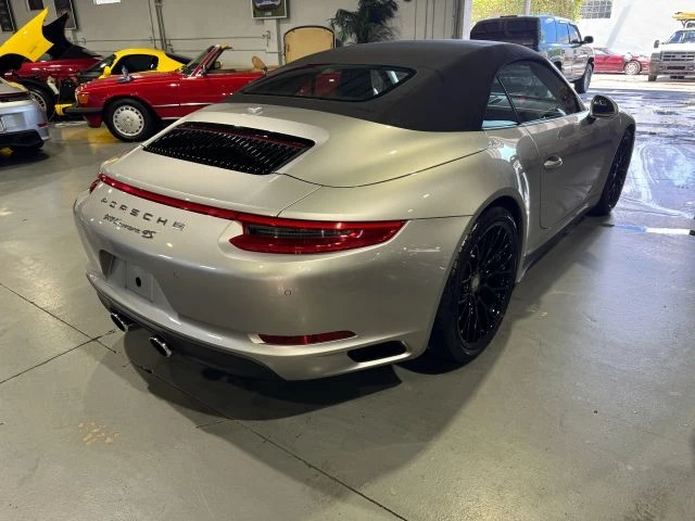 2017 Porsche 991 Carrera 4S - Image 9 of 17