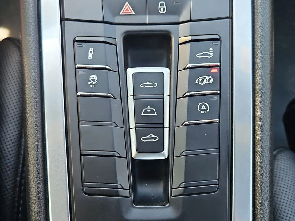 2017 Porsche 991 Carrera 4S - Image 20 of 31