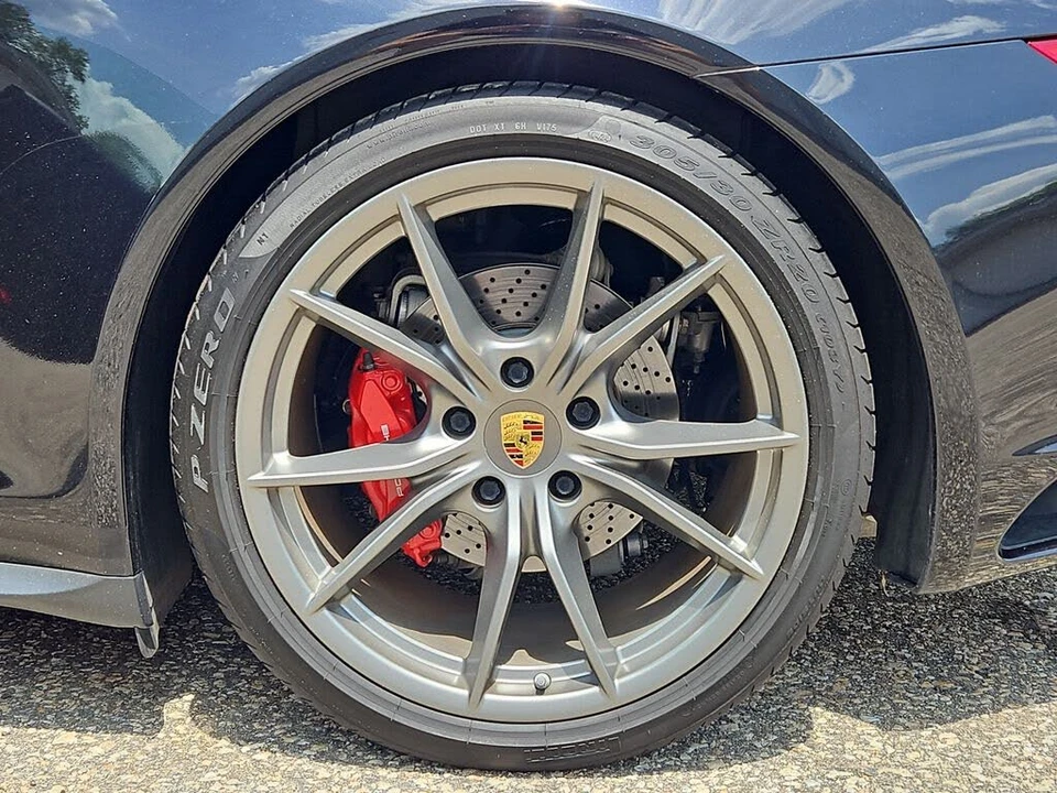 2017 Porsche 991 Carrera 4S - Image 11 of 31