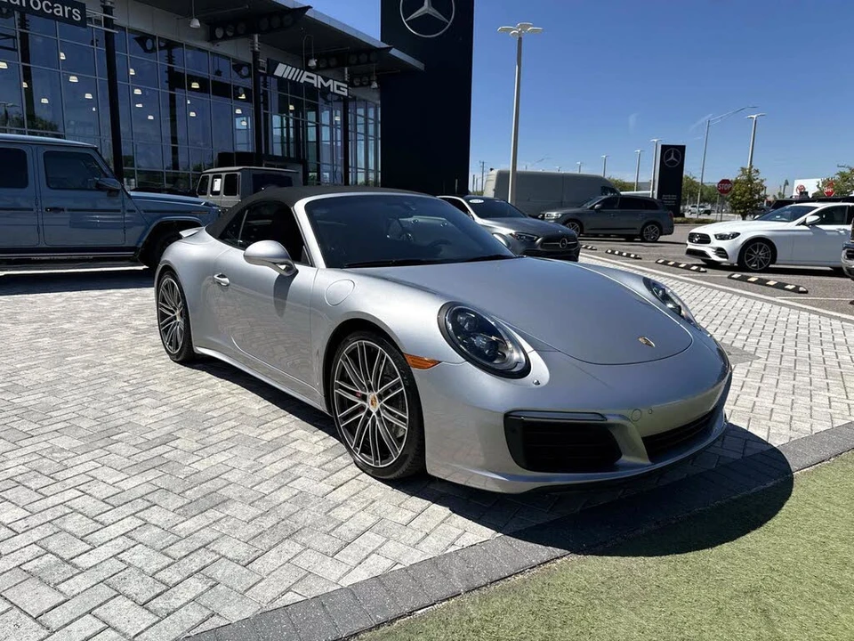2017 Porsche 991 Carrera 4S - Image 14 of 31