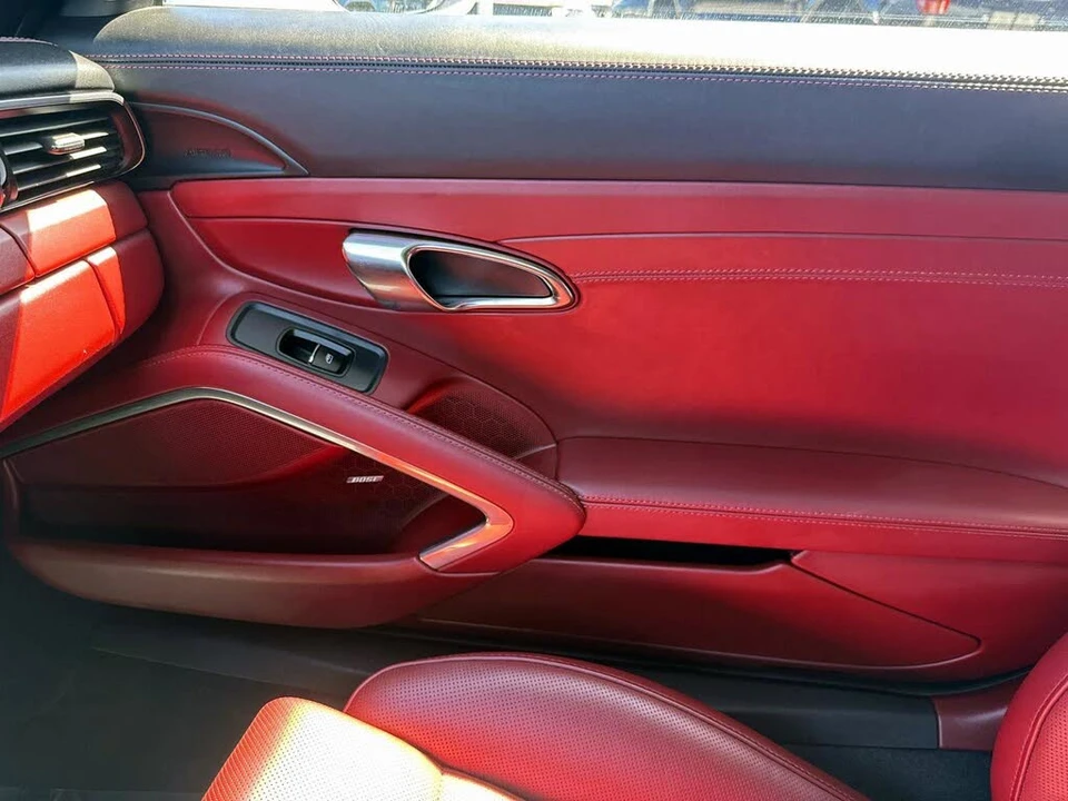 2017 Porsche 991 Carrera 4S - Image 25 of 31