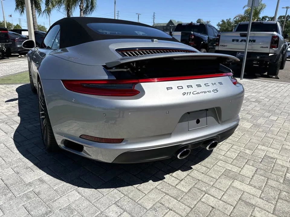 2017 Porsche 991 Carrera 4S - Image 16 of 31