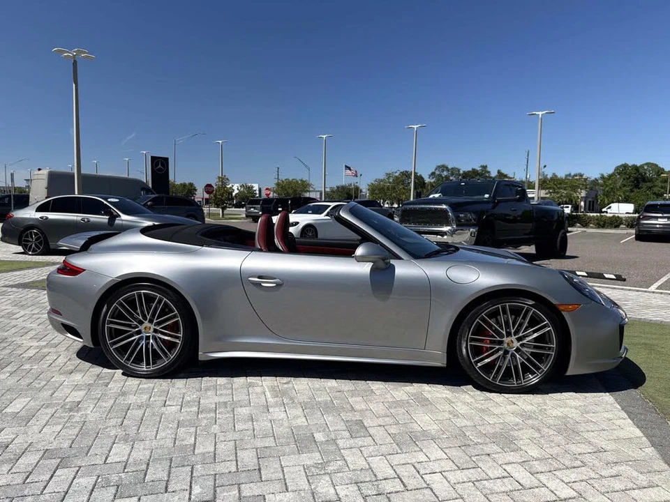 2017 Porsche 991 Carrera 4S - Image 6 of 31