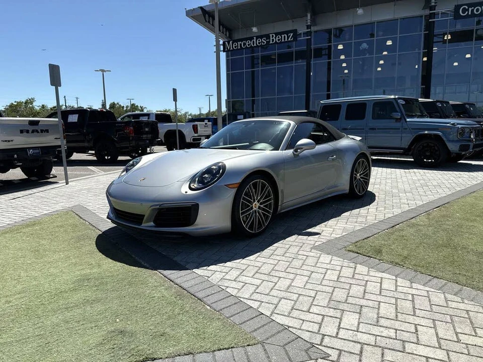 2017 Porsche 991 Carrera 4S - Image 9 of 31