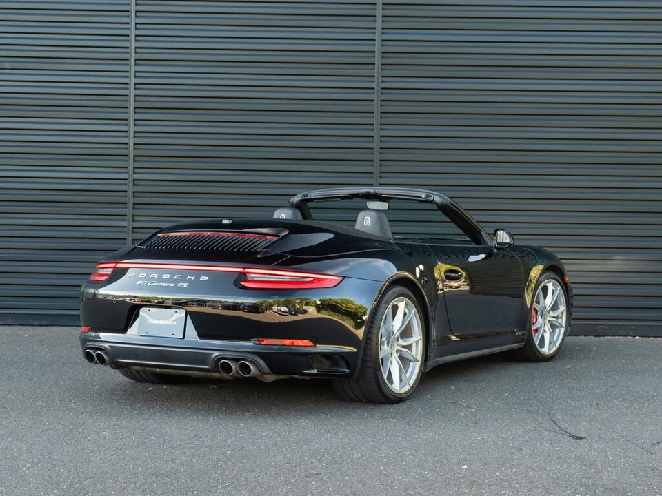2017 Porsche 991 Carrera 4S - Image 8 of 31