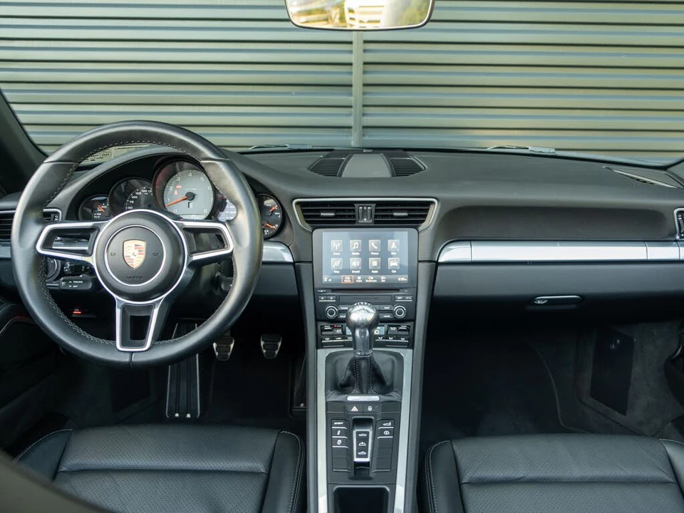 2017 Porsche 991 Carrera 4S - Image 6 of 31