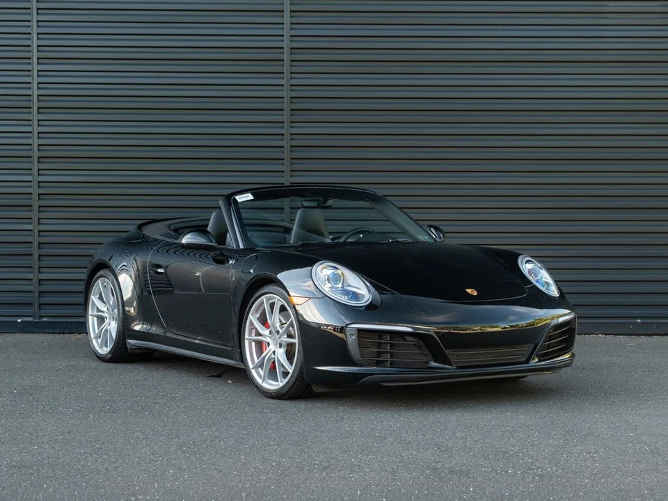 2017 Porsche 991 Carrera 4S - Image 10 of 31
