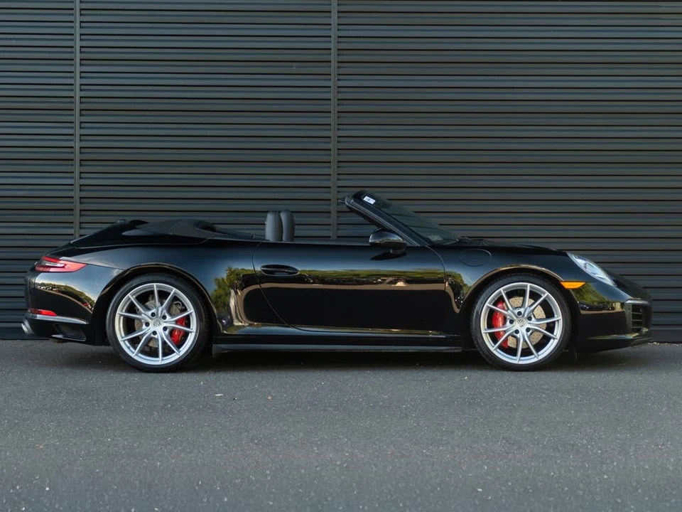 2017 Porsche 991 Carrera 4S - Image 9 of 31