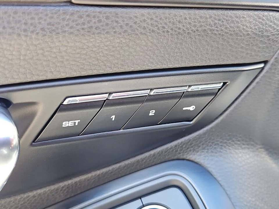 2017 Porsche 991 Carrera 4S - Image 23 of 31