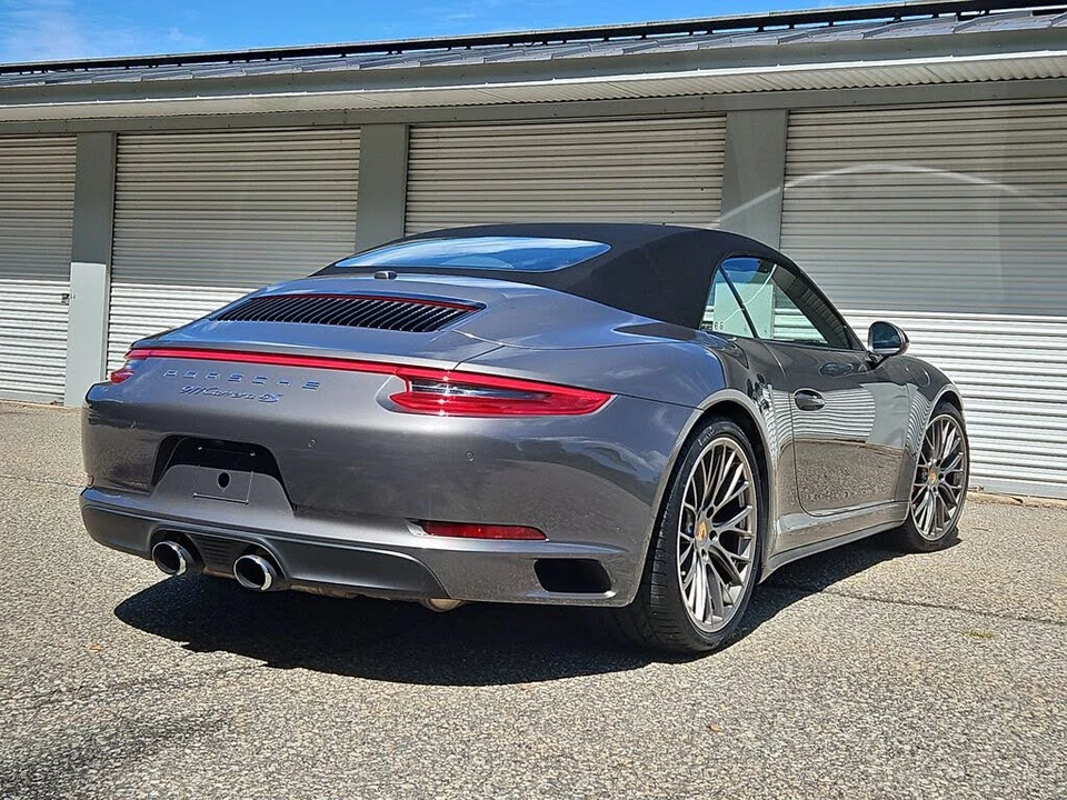 2017 Porsche 991 Carrera 4S - Image 7 of 31