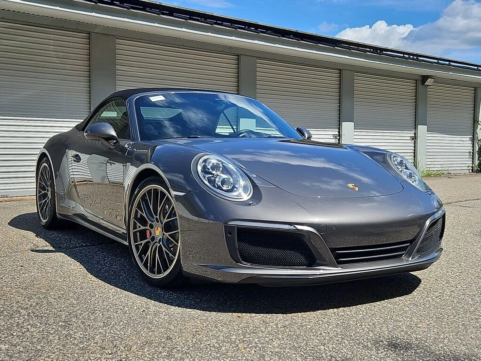 2017 Porsche 991 Carrera 4S - Image 9 of 31
