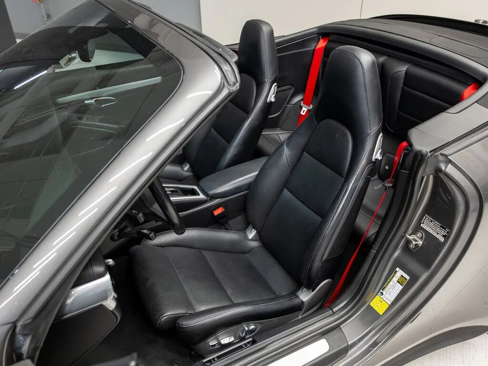2017 Porsche 991 Carrera 4S - Image 2 of 6