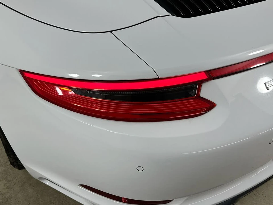 2017 Porsche 991 Carrera 4S - Image 11 of 31