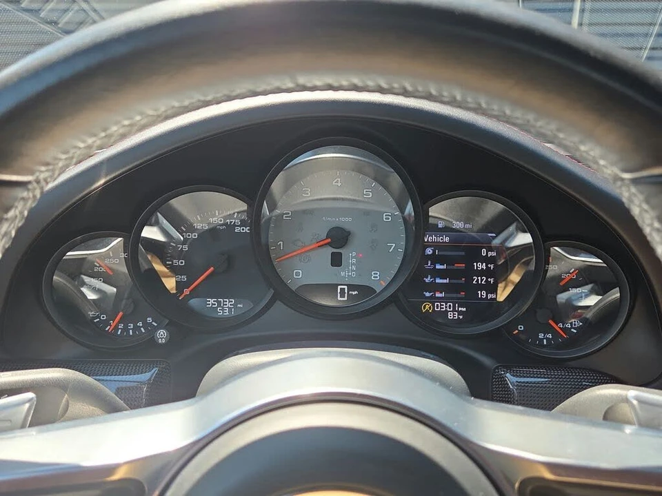 2017 Porsche 991 Carrera 4S - Image 11 of 31