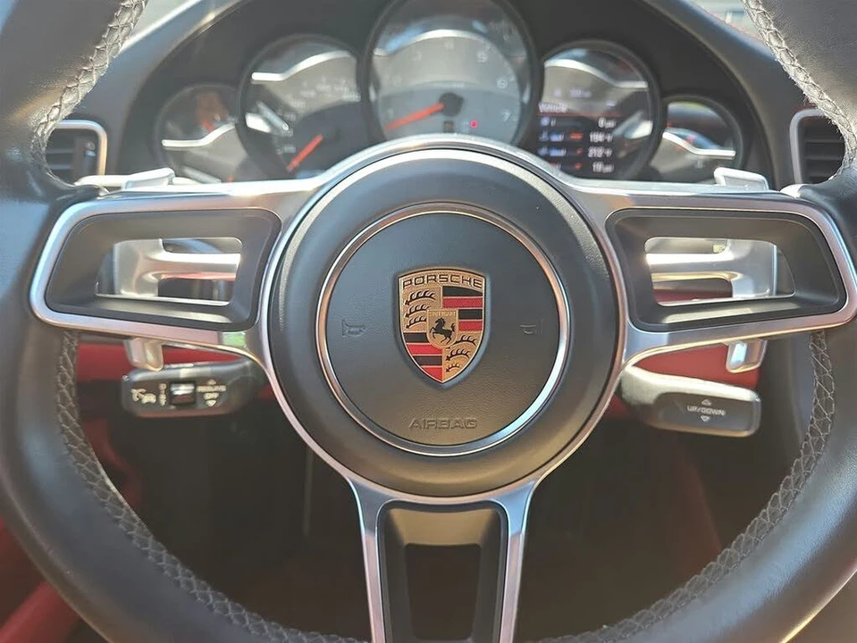 2017 Porsche 991 Carrera 4S - Image 10 of 31