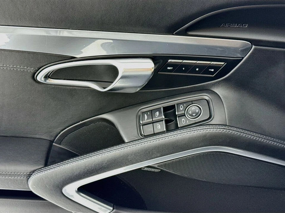 2017 Porsche 991 Carrera 4S - Image 11 of 31