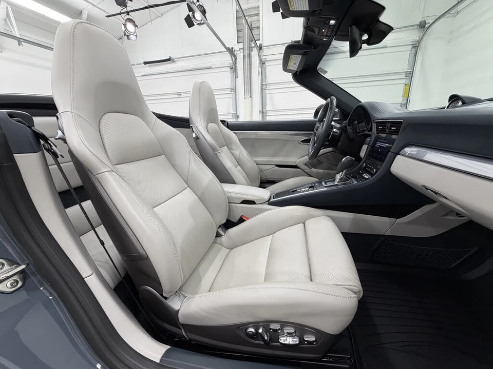 2017 Porsche 991 Carrera 4S - Image 24 of 31