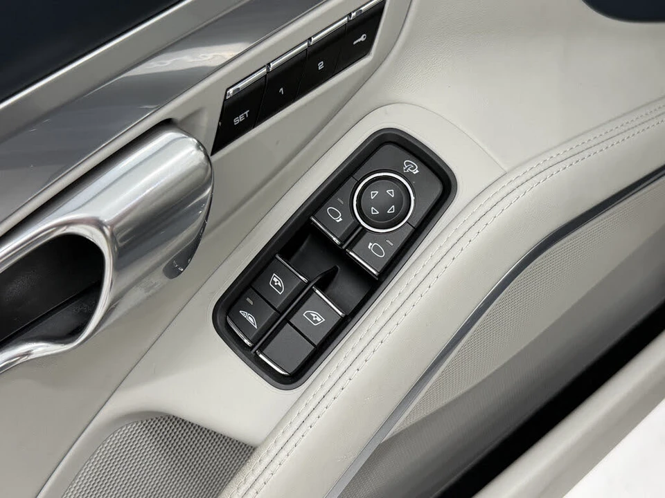 2017 Porsche 991 Carrera 4S - Image 29 of 31