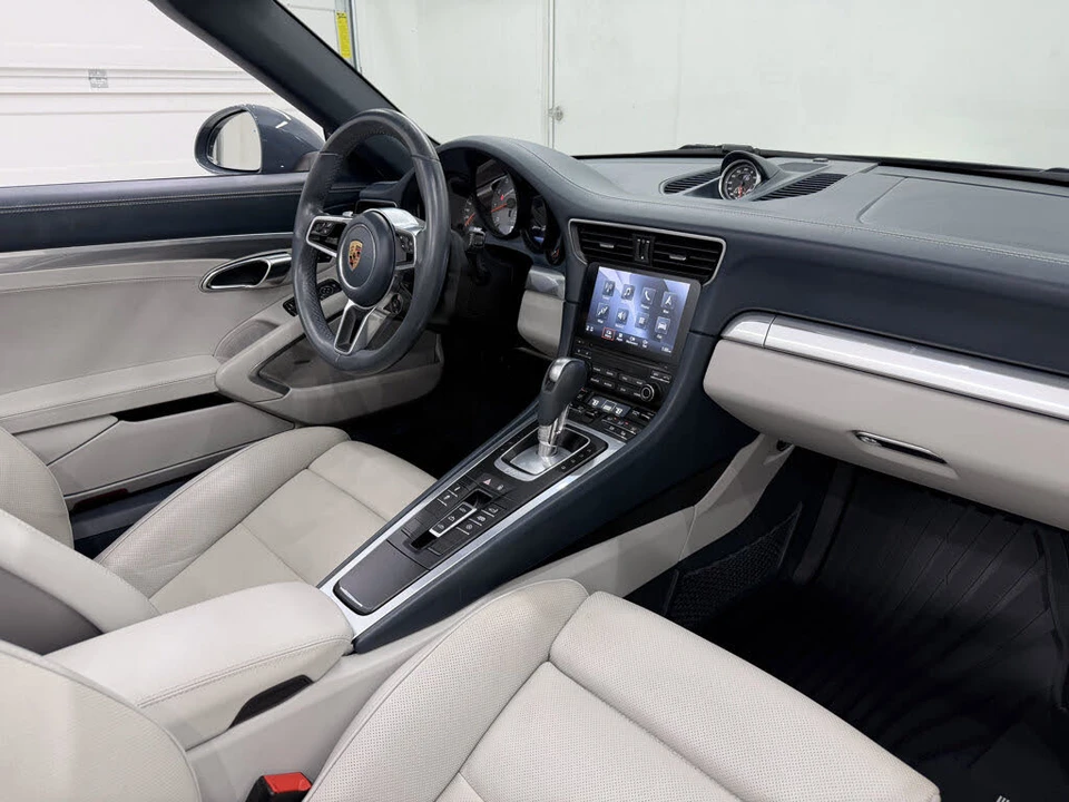 2017 Porsche 991 Carrera 4S - Image 25 of 31