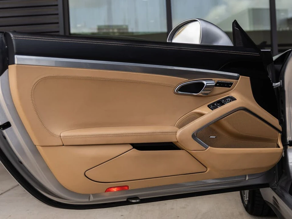 2017 Porsche 991 Carrera 4S - Image 24 of 31