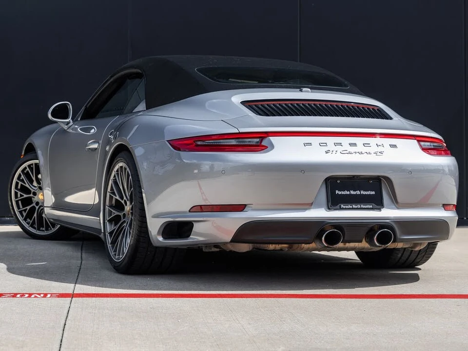 2017 Porsche 991 Carrera 4S - Image 10 of 31