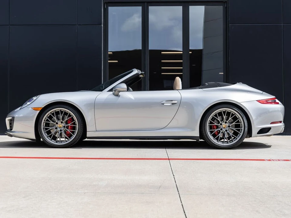 2017 Porsche 991 Carrera 4S - Image 2 of 31