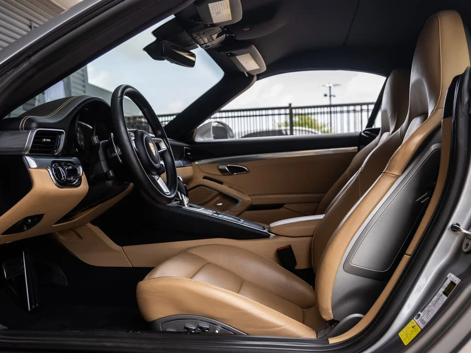 2017 Porsche 991 Carrera 4S - Image 27 of 31