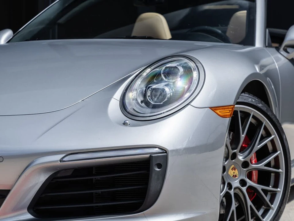2017 Porsche 991 Carrera 4S - Image 17 of 31