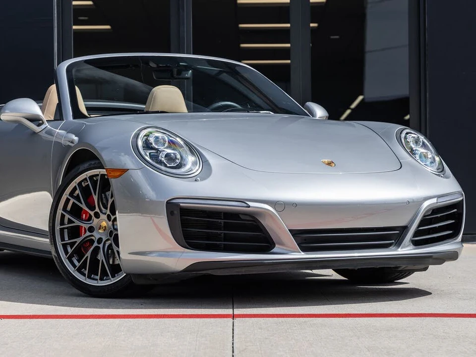 2017 Porsche 991 Carrera 4S - Image 9 of 31